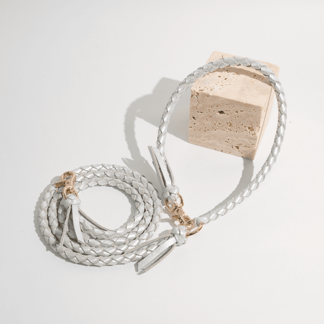 編み込みレザーリード ベージュ Woodfield Leather Studio 本革の犬用