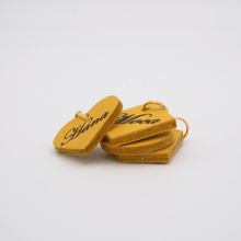 画像をギャラリービューアに読み込む, ネームチャーム(黄色)