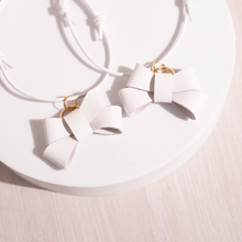 画像をギャラリービューアに読み込む, リボン(白)