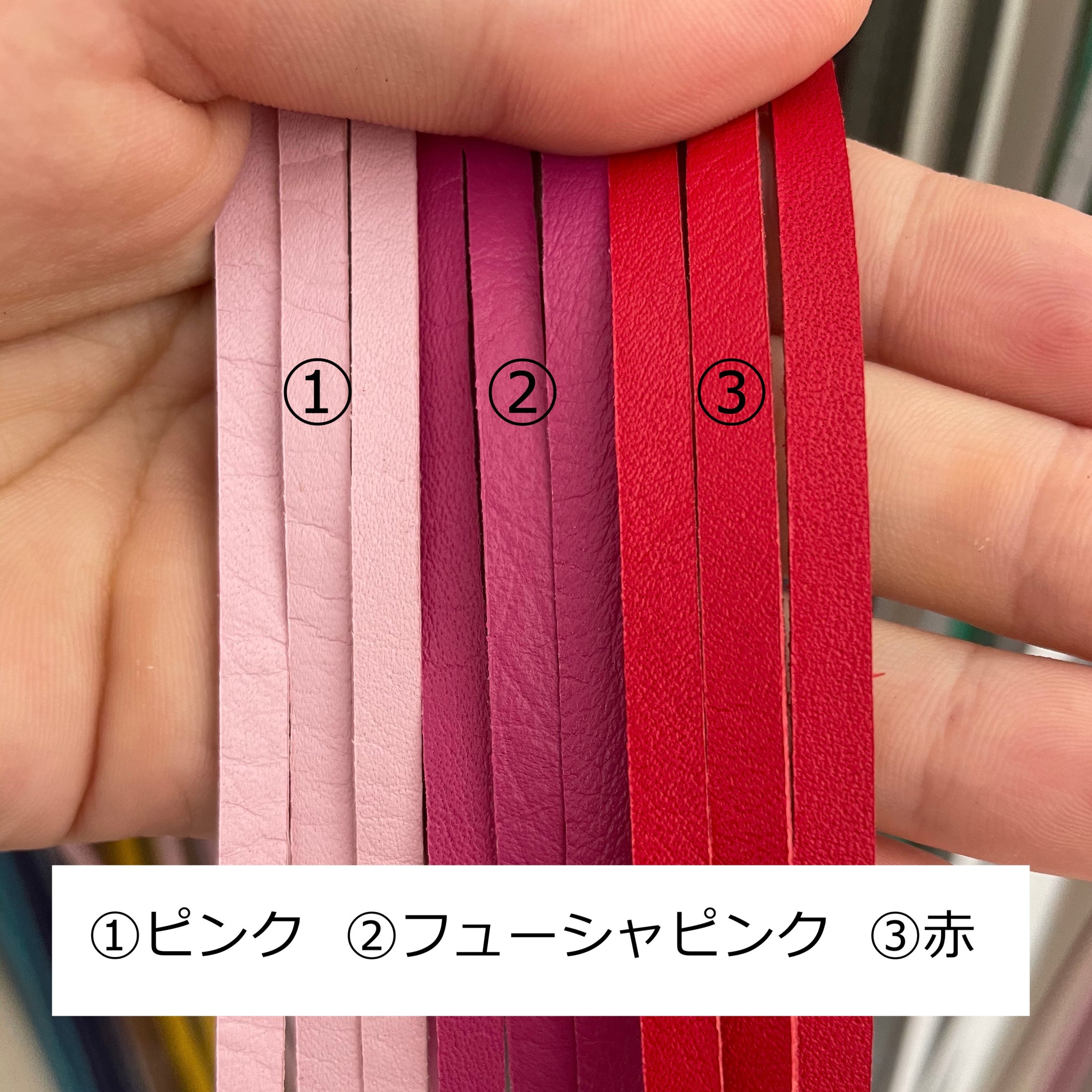 本革の犬用リード おしゃれで人気 可愛いおすすめレザー(赤色/全17色